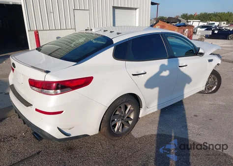 2020 Kia Optima Lx z USA, uszkodzony, nr VIN 5XXGT4L32LG386118